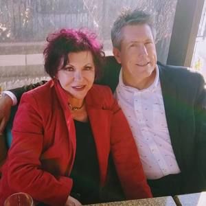 Meet your Posher, Leslie wood -